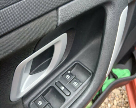 Оранжевый Шкода Фабия, объемом двигателя 1.39 л и пробегом 227 тыс. км за 5800 $, фото 10 на Automoto.ua