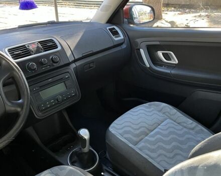 Оранжевый Шкода Фабия, объемом двигателя 1.4 л и пробегом 150 тыс. км за 3600 $, фото 9 на Automoto.ua