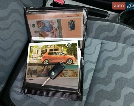 Помаранчевий Шкода Фабія, об'ємом двигуна 1.39 л та пробігом 234 тис. км за 5750 $, фото 8 на Automoto.ua