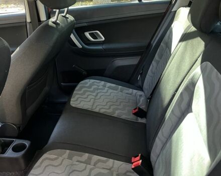 Оранжевый Шкода Фабия, объемом двигателя 1.4 л и пробегом 150 тыс. км за 3600 $, фото 7 на Automoto.ua