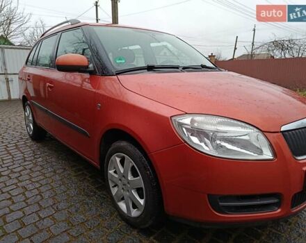 Помаранчевий Шкода Фабія, об'ємом двигуна 1.39 л та пробігом 234 тис. км за 5750 $, фото 1 на Automoto.ua