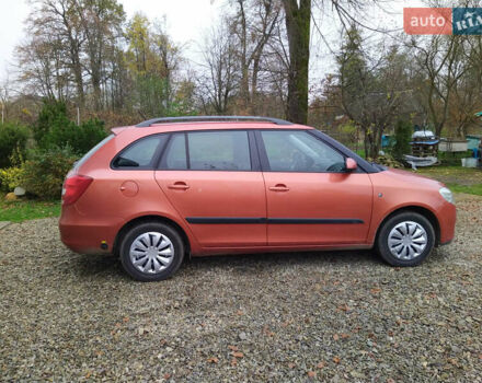 Оранжевый Шкода Фабия, объемом двигателя 1.39 л и пробегом 227 тыс. км за 5800 $, фото 8 на Automoto.ua
