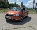 Оранжевый Шкода Фабия, объемом двигателя 1.6 л и пробегом 221 тыс. км за 5350 $, фото 1 на Automoto.ua