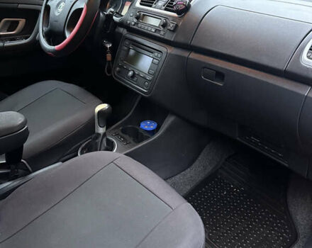 Помаранчевий Шкода Фабія, об'ємом двигуна 1.6 л та пробігом 254 тис. км за 6450 $, фото 7 на Automoto.ua