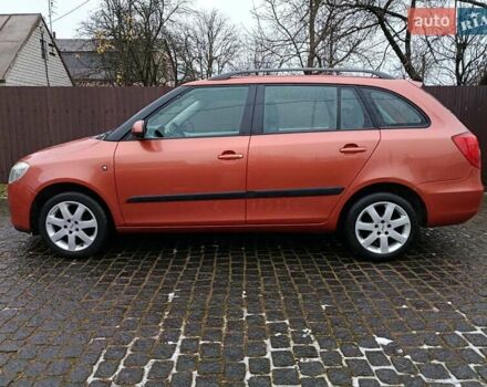 Помаранчевий Шкода Фабія, об'ємом двигуна 1.39 л та пробігом 234 тис. км за 5750 $, фото 1 на Automoto.ua
