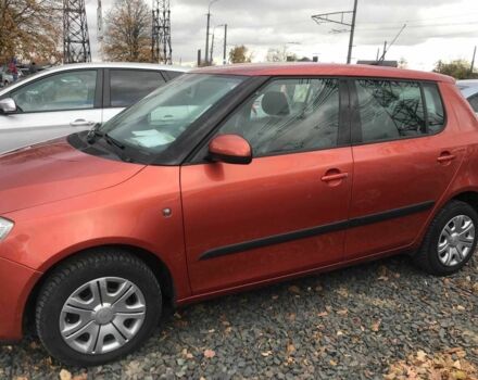 Оранжевый Шкода Фабия, объемом двигателя 1.2 л и пробегом 124 тыс. км за 4800 $, фото 1 на Automoto.ua