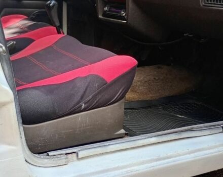 Білий Шкода Фаворит, об'ємом двигуна 1.3 л та пробігом 300 тис. км за 1100 $, фото 3 на Automoto.ua