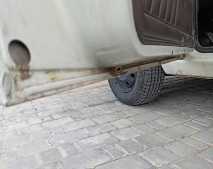 Белый Шкода Фаворит, объемом двигателя 1.3 л и пробегом 180 тыс. км за 1700 $, фото 11 на Automoto.ua