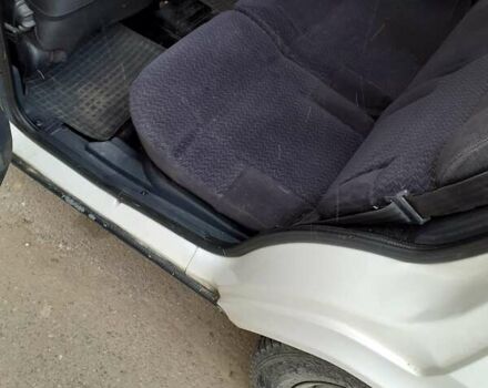 Белый Шкода Фаворит, объемом двигателя 1.3 л и пробегом 200 тыс. км за 950 $, фото 10 на Automoto.ua