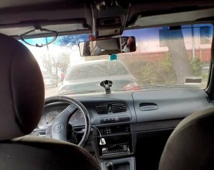 Белый Шкода Фаворит, объемом двигателя 1.3 л и пробегом 200 тыс. км за 950 $, фото 2 на Automoto.ua