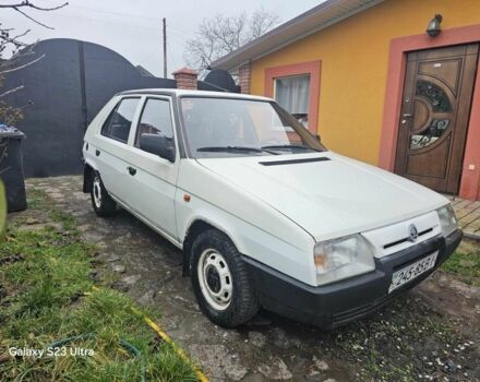 Белый Шкода Фаворит, объемом двигателя 1.3 л и пробегом 140 тыс. км за 800 $, фото 1 на Automoto.ua