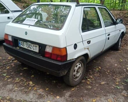 Белый Шкода Фаворит, объемом двигателя 1.3 л и пробегом 100 тыс. км за 1000 $, фото 1 на Automoto.ua