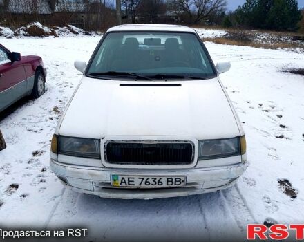 Белый Шкода Фаворит, объемом двигателя 1.3 л и пробегом 300 тыс. км за 760 $, фото 1 на Automoto.ua