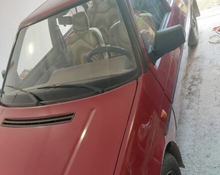 Красный Шкода Фаворит, объемом двигателя 0.13 л и пробегом 150 тыс. км за 1000 $, фото 1 на Automoto.ua