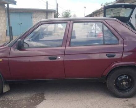 Красный Шкода Фаворит, объемом двигателя 1.3 л и пробегом 300 тыс. км за 1000 $, фото 7 на Automoto.ua