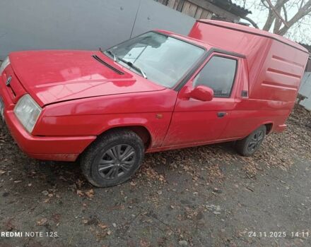 Червоний Шкода Фаворит, об'ємом двигуна 1.3 л та пробігом 2 тис. км за 1600 $, фото 1 на Automoto.ua