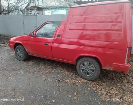 Червоний Шкода Фаворит, об'ємом двигуна 1.3 л та пробігом 2 тис. км за 1600 $, фото 2 на Automoto.ua