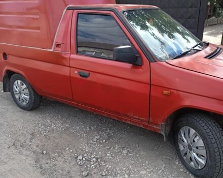 Красный Шкода Фаворит, объемом двигателя 1.3 л и пробегом 200 тыс. км за 1200 $, фото 2 на Automoto.ua