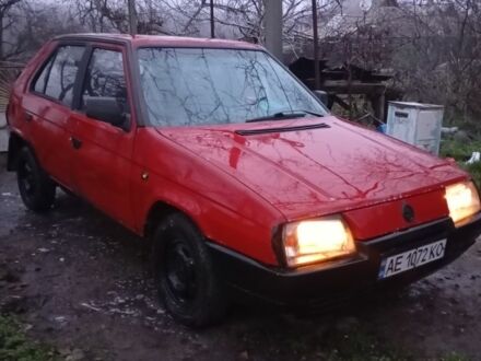 Красный Шкода Фаворит, объемом двигателя 1.3 л и пробегом 120 тыс. км за 800 $, фото 1 на Automoto.ua