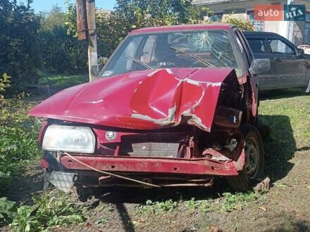 Червоний Шкода Фаворит, об'ємом двигуна 1.29 л та пробігом 278 тис. км за 200 $, фото 1 на Automoto.ua
