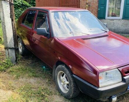 Червоний Шкода Фаворит, об'ємом двигуна 1.3 л та пробігом 2 тис. км за 1200 $, фото 1 на Automoto.ua