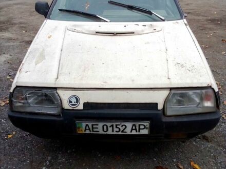 Шкода Фаворит 1990 в Днепре (Днепропетровске) на Automoto.ua Шкода Фаворит, объемом двигателя 1.3 л и пробегом 123 тыс. км за 350 $, фото 1 на Automoto.ua