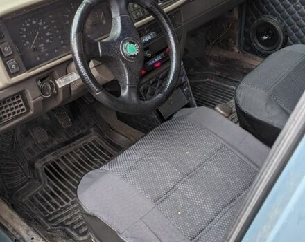 Сірий Шкода Фаворит, об'ємом двигуна 0 л та пробігом 600 тис. км за 1300 $, фото 3 на Automoto.ua
