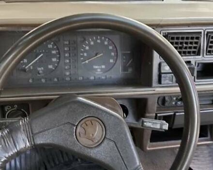 Сірий Шкода Фаворит, об'ємом двигуна 1.3 л та пробігом 173 тис. км за 1200 $, фото 3 на Automoto.ua