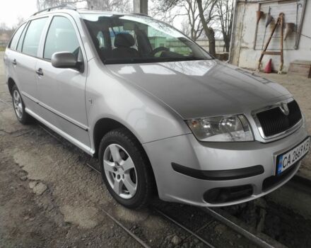 Серый Шкода Фаворит, объемом двигателя 1.4 л и пробегом 220 тыс. км за 3800 $, фото 1 на Automoto.ua
