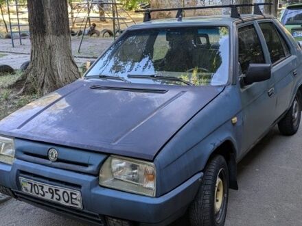 Сірий Шкода Фаворит, об'ємом двигуна 0 л та пробігом 600 тис. км за 1300 $, фото 1 на Automoto.ua