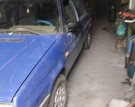 Синий Шкода Фаворит, объемом двигателя 1.3 л и пробегом 100 тыс. км за 1000 $, фото 2 на Automoto.ua