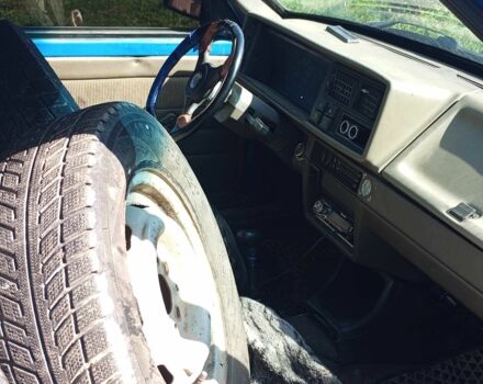 Синий Шкода Фаворит, объемом двигателя 1.3 л и пробегом 18 тыс. км за 20000 $, фото 3 на Automoto.ua