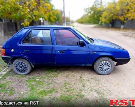 Синій Шкода Фаворит, об'ємом двигуна 1.3 л та пробігом 295 тис. км за 750 $, фото 4 на Automoto.ua