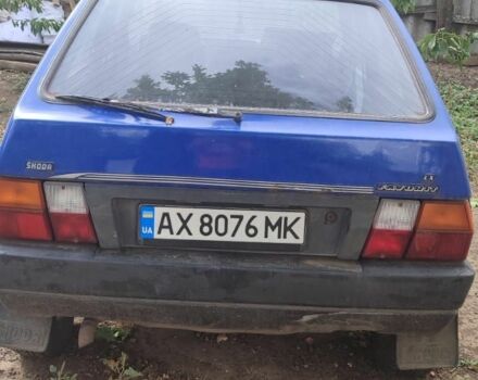 Синий Шкода Фаворит, объемом двигателя 1.3 л и пробегом 361 тыс. км за 477 $, фото 2 на Automoto.ua