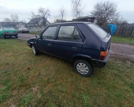 Синий Шкода Фаворит, объемом двигателя 0 л и пробегом 200 тыс. км за 390 $, фото 4 на Automoto.ua