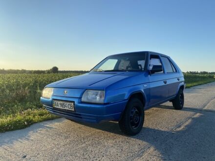 Шкода Фаворит 1992 у Березань на Automoto.ua Синій Шкода Фаворит, об'ємом двигуна 1.3 л та пробігом 140 тис. км за 1400 $, фото 1 на Automoto.ua
