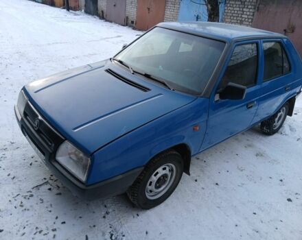 Синий Шкода Фаворит, объемом двигателя 1.3 л и пробегом 162 тыс. км за 1900 $, фото 1 на Automoto.ua