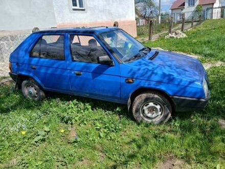 Шкода Фаворит 1993 у Самборе на Automoto.ua Синій Шкода Фаворит, об'ємом двигуна 1.3 л та пробігом 3 тис. км за 900 $, фото 1 на Automoto.ua