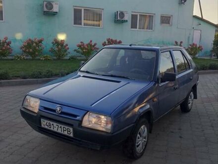 Шкода Фаворит 1994 у Рівному на Automoto.ua Синій Шкода Фаворит, об'ємом двигуна 1.28 л та пробігом 179 тис. км за 950 $, фото 1 на Automoto.ua