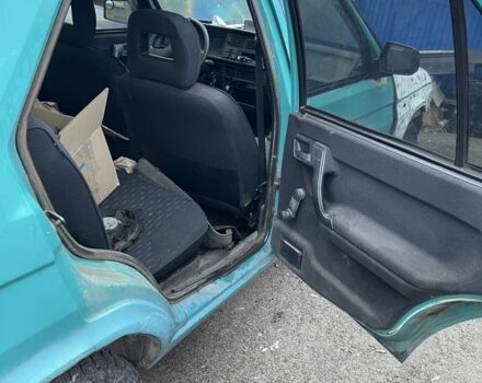 Зеленый Шкода Фаворит, объемом двигателя 1.3 л и пробегом 250 тыс. км за 355 $, фото 4 на Automoto.ua