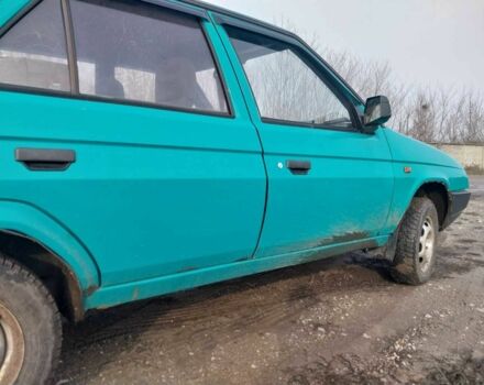 Зеленый Шкода Фаворит, объемом двигателя 1.3 л и пробегом 278 тыс. км за 1300 $, фото 5 на Automoto.ua