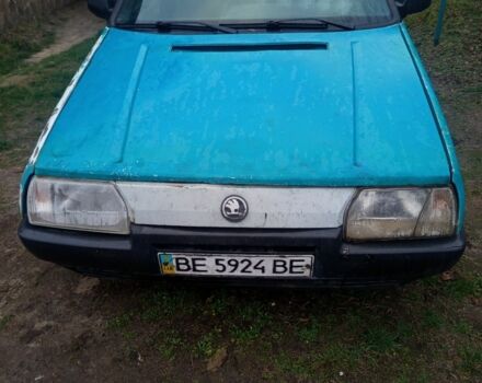 Зеленый Шкода Фаворит, объемом двигателя 1.3 л и пробегом 227 тыс. км за 500 $, фото 1 на Automoto.ua