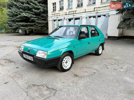 Зеленый Шкода Фаворит, объемом двигателя 0 л и пробегом 153 тыс. км за 1200 $, фото 1 на Automoto.ua