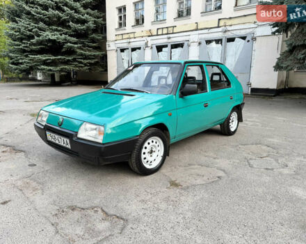 Зеленый Шкода Фаворит, объемом двигателя 0 л и пробегом 153 тыс. км за 1200 $, фото 1 на Automoto.ua