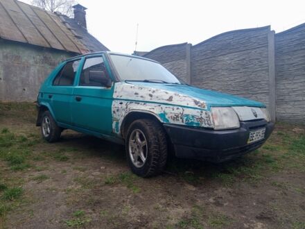 Зеленый Шкода Фаворит, объемом двигателя 1.3 л и пробегом 227 тыс. км за 500 $, фото 1 на Automoto.ua