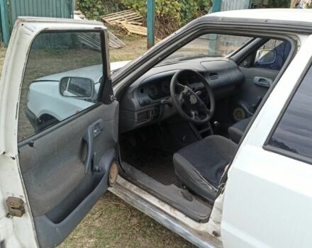 Белый Шкода Фелиция, объемом двигателя 1.3 л и пробегом 3 тыс. км за 721 $, фото 3 на Automoto.ua