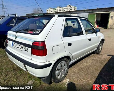 Білий Шкода Феліція, об'ємом двигуна 1.6 л та пробігом 280 тис. км за 1600 $, фото 2 на Automoto.ua