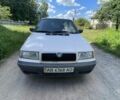 Белый Шкода Фелиция, объемом двигателя 1.3 л и пробегом 320 тыс. км за 950 $, фото 1 на Automoto.ua