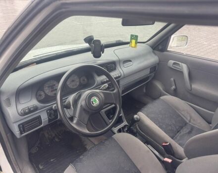 Белый Шкода Фелиция, объемом двигателя 1.3 л и пробегом 340 тыс. км за 500 $, фото 8 на Automoto.ua