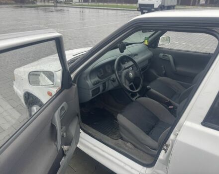 Белый Шкода Фелиция, объемом двигателя 1.3 л и пробегом 340 тыс. км за 500 $, фото 11 на Automoto.ua